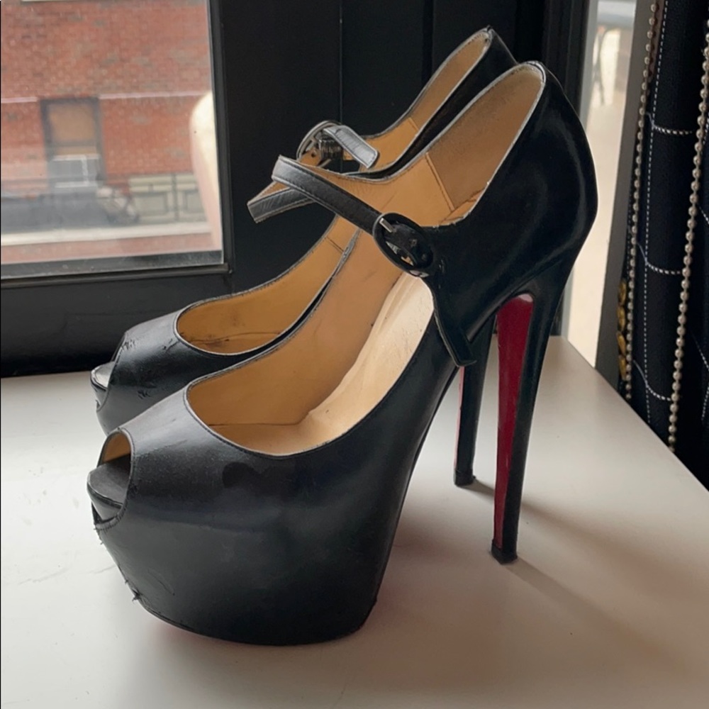 Christian Louboutin Black Lady Daf Leather Pumps